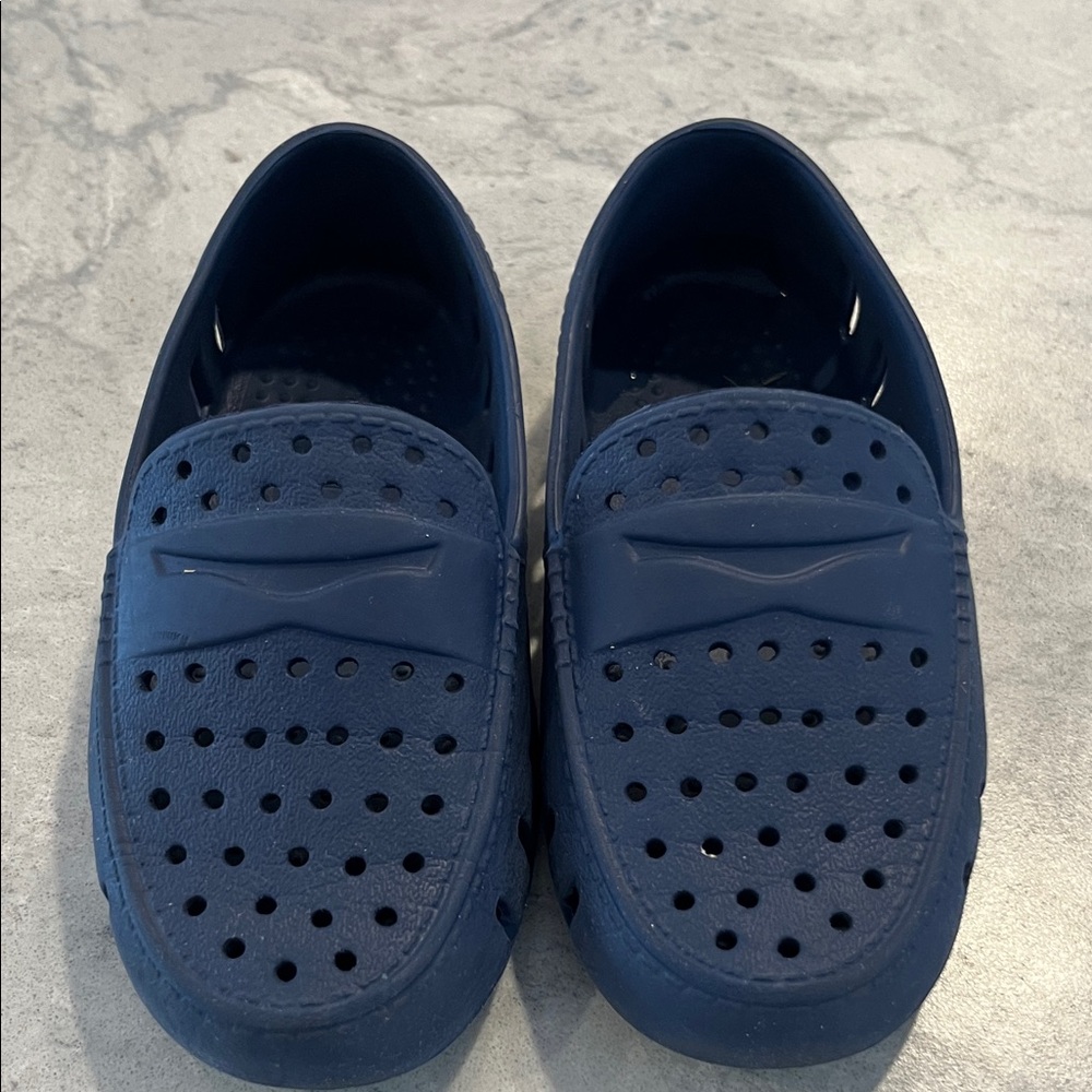 Floafers toddler boy size 9